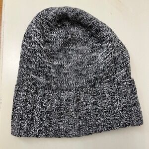 Lululemon Womens Cashmere Blend Knit Winter Hat Beanie w/ Hidden Ponytail Holder